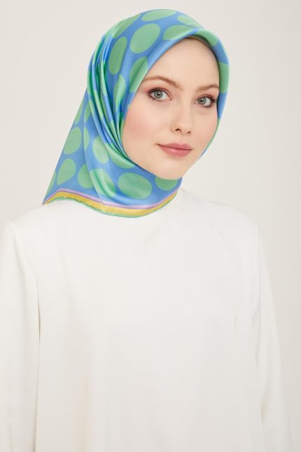 Armine Havacı Mevi-Soft Yeşil Puantiye Desen Tivil İpek Eşarp 9156-53