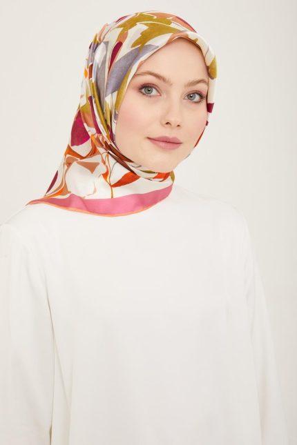 Armine Pembe-Turuncu Desen Sura İpek Eşarp 9153-52