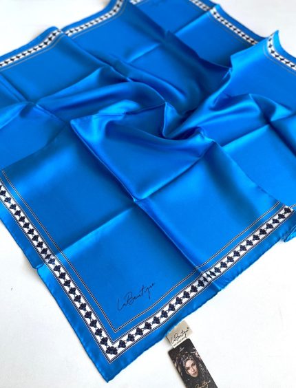 La Boutique Defolu Tivil İpek Eşarp 49846 Mavi Karışık Desen